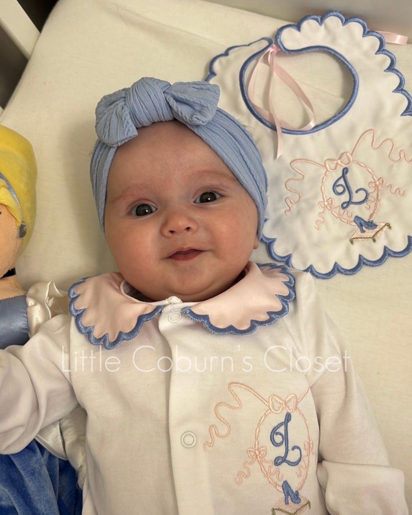 Glass slipper embroidered Sleepsuit & Bib set